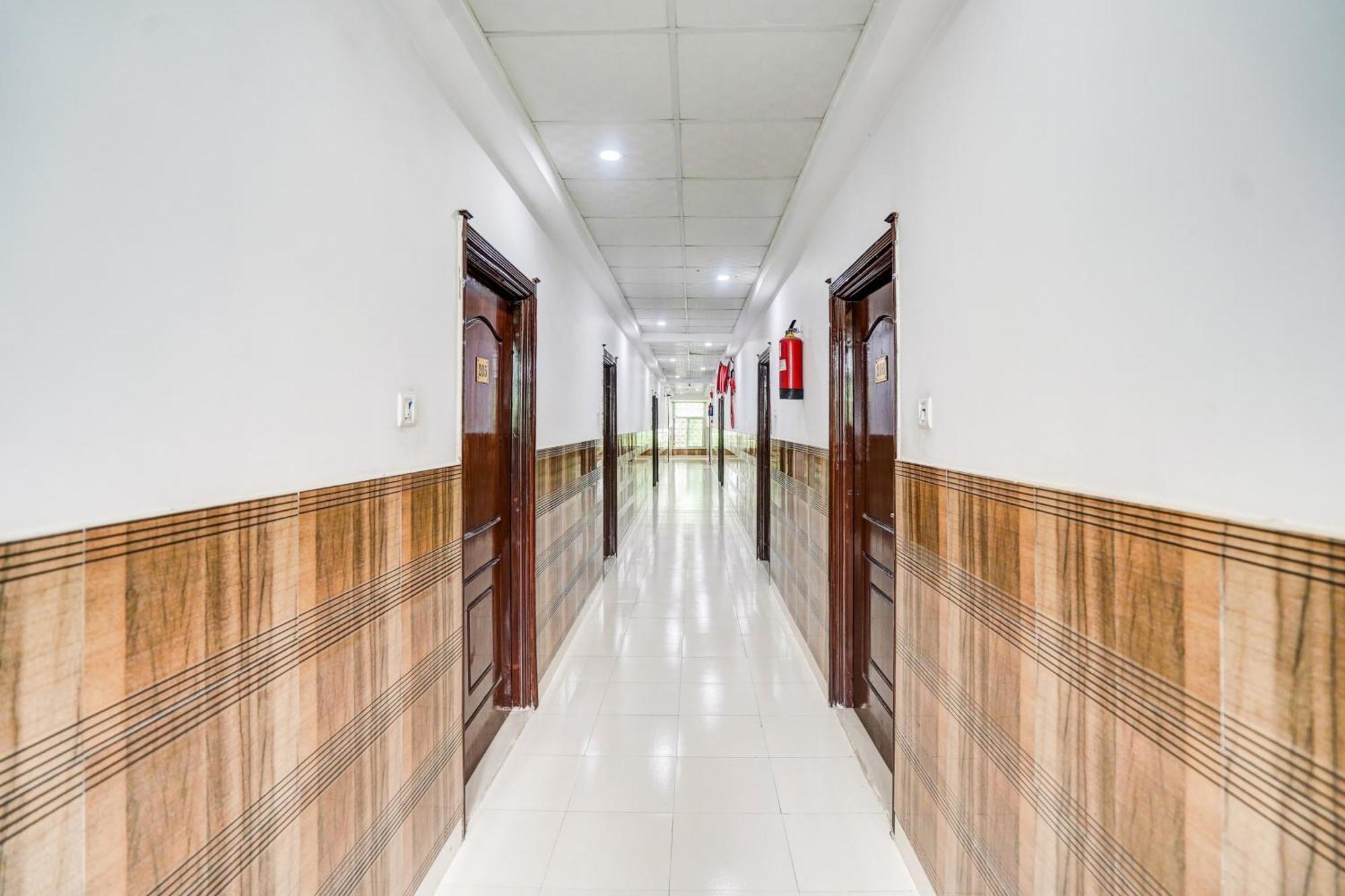 Super Hotel O Sgpgi Bijnaur 외부 사진